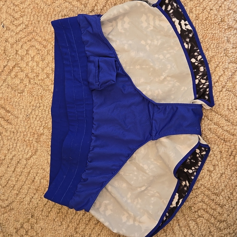 Fabletics Running Shorts With Built In Panty - Picture 4 of 5